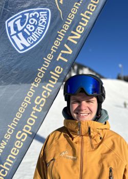 SchneesportSchule TVNeuhausenLars Stiefel