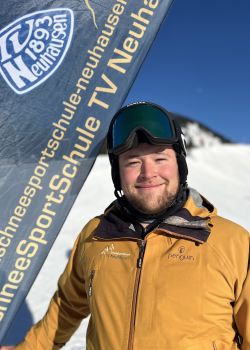 SchneesportSchule TVNeuhausenTom Randecker