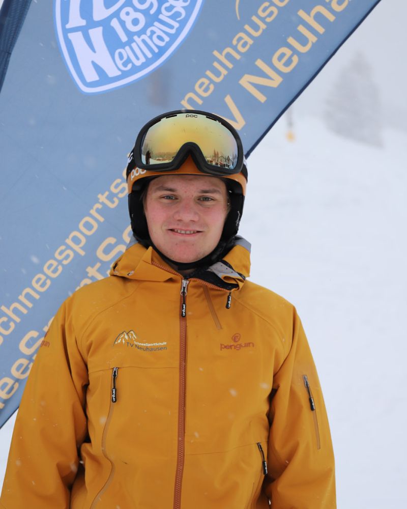 Paul Muckenfus TV Neuhausen